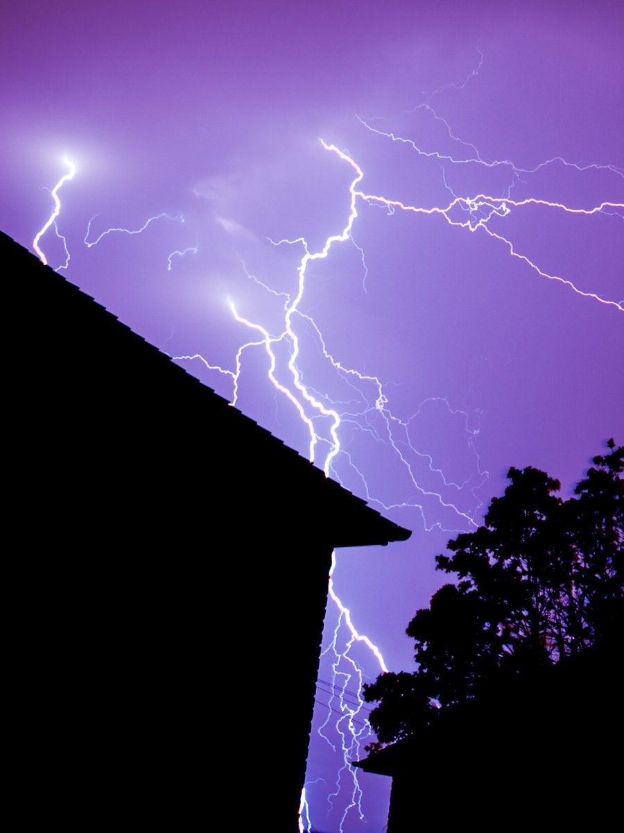 lightning-house Is your house safe in a storm?